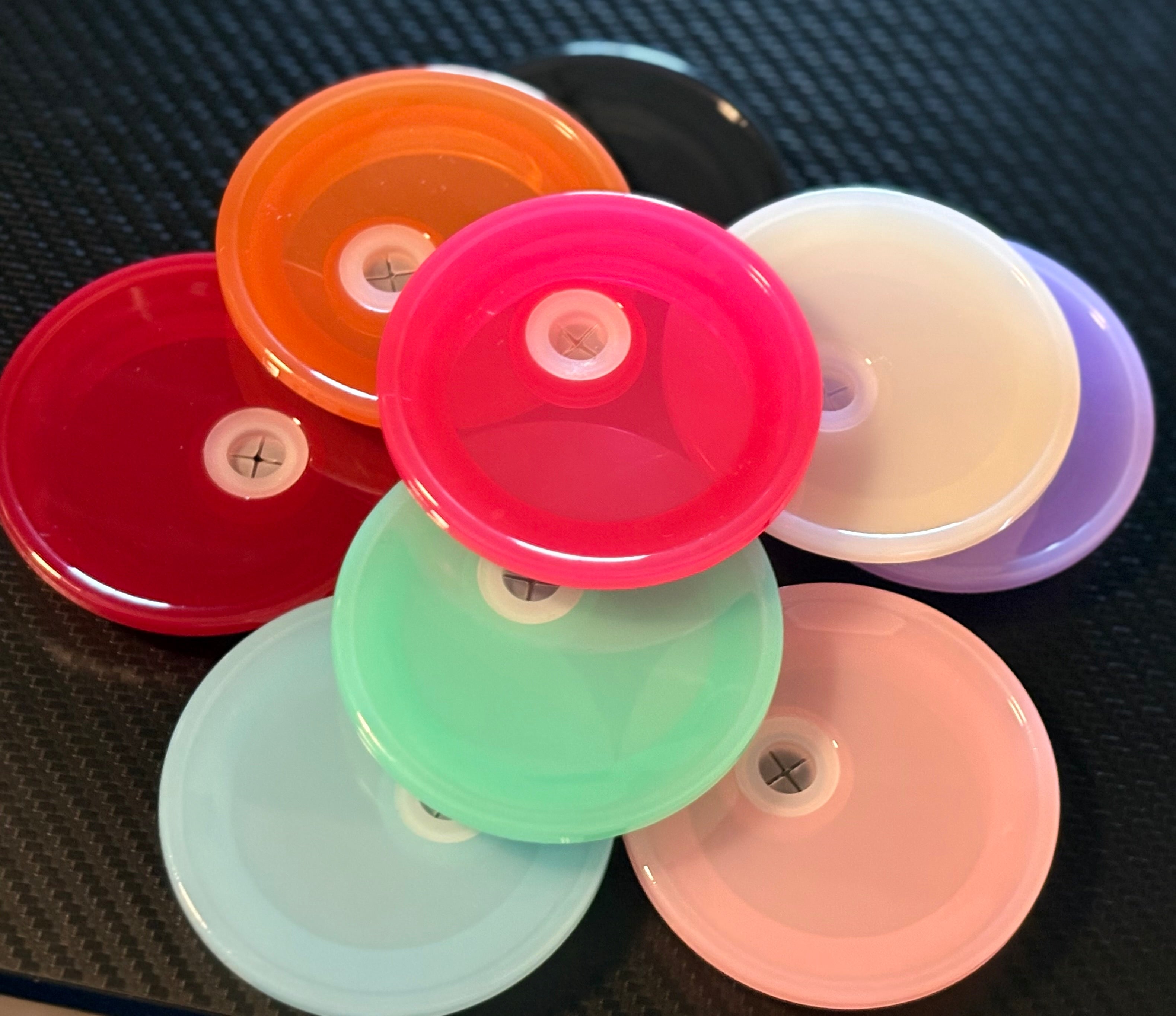 Colored lids
